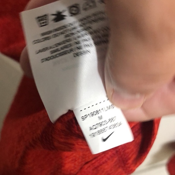 Nike running shirt - Picture 7 of 10